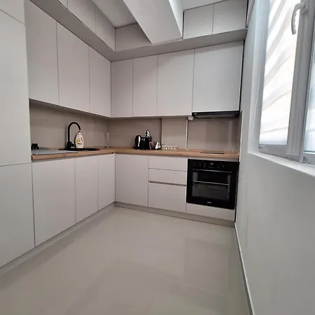 Premium & Free Private Parking *