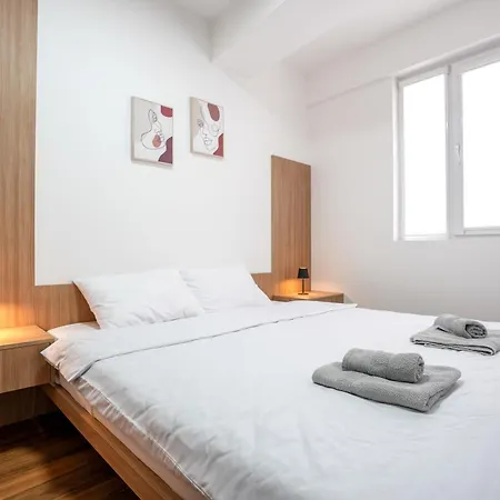 Apartment Metropolis & Enhanced Living *