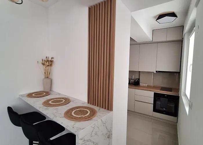 Premium & Free Private Parking *