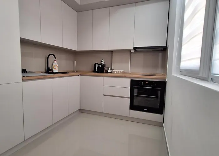 Premium & Free Private Parking *